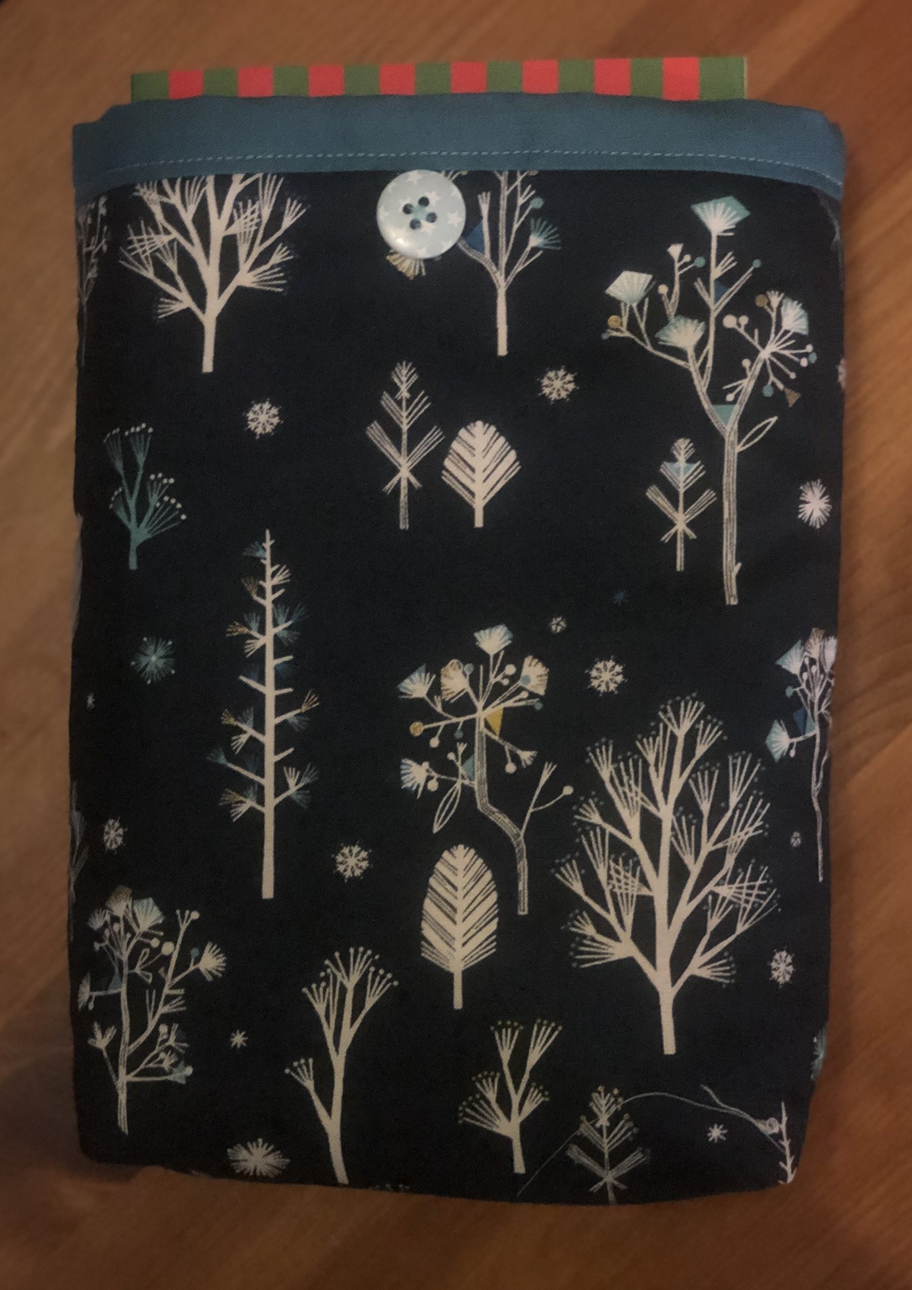 Pochette à livre FORÊT NORDIQUE – Image 2