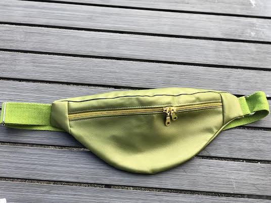 sac banane similicuir verte