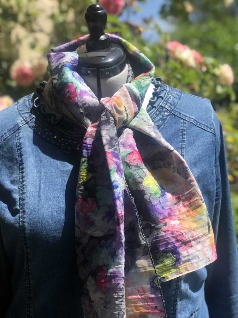 Foulard fleurs multicolores