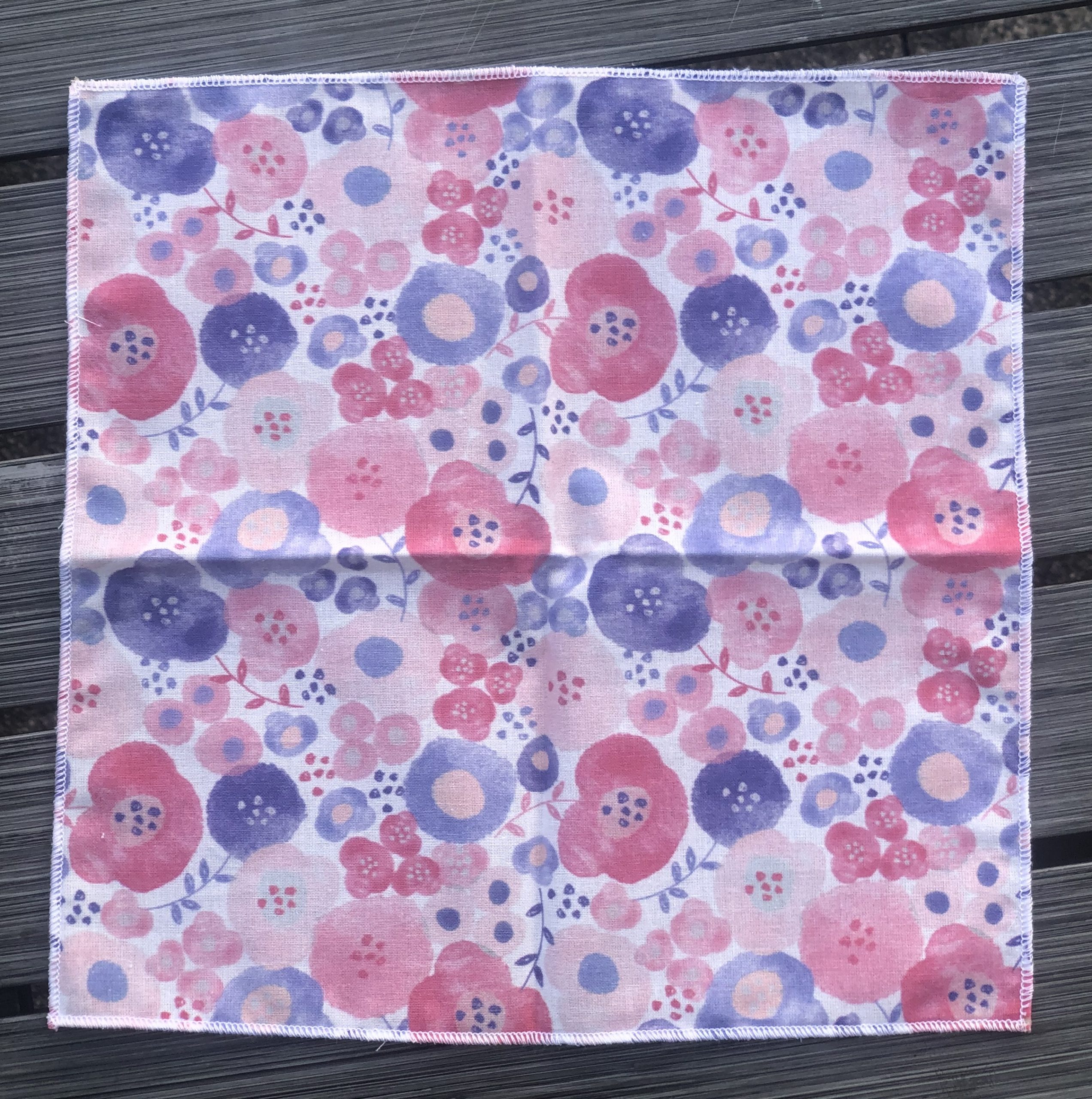 Mouchoirs en tissus fleurs roses