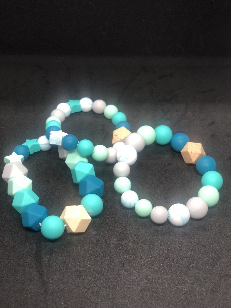 Bracelet perles silicone étoile bleu