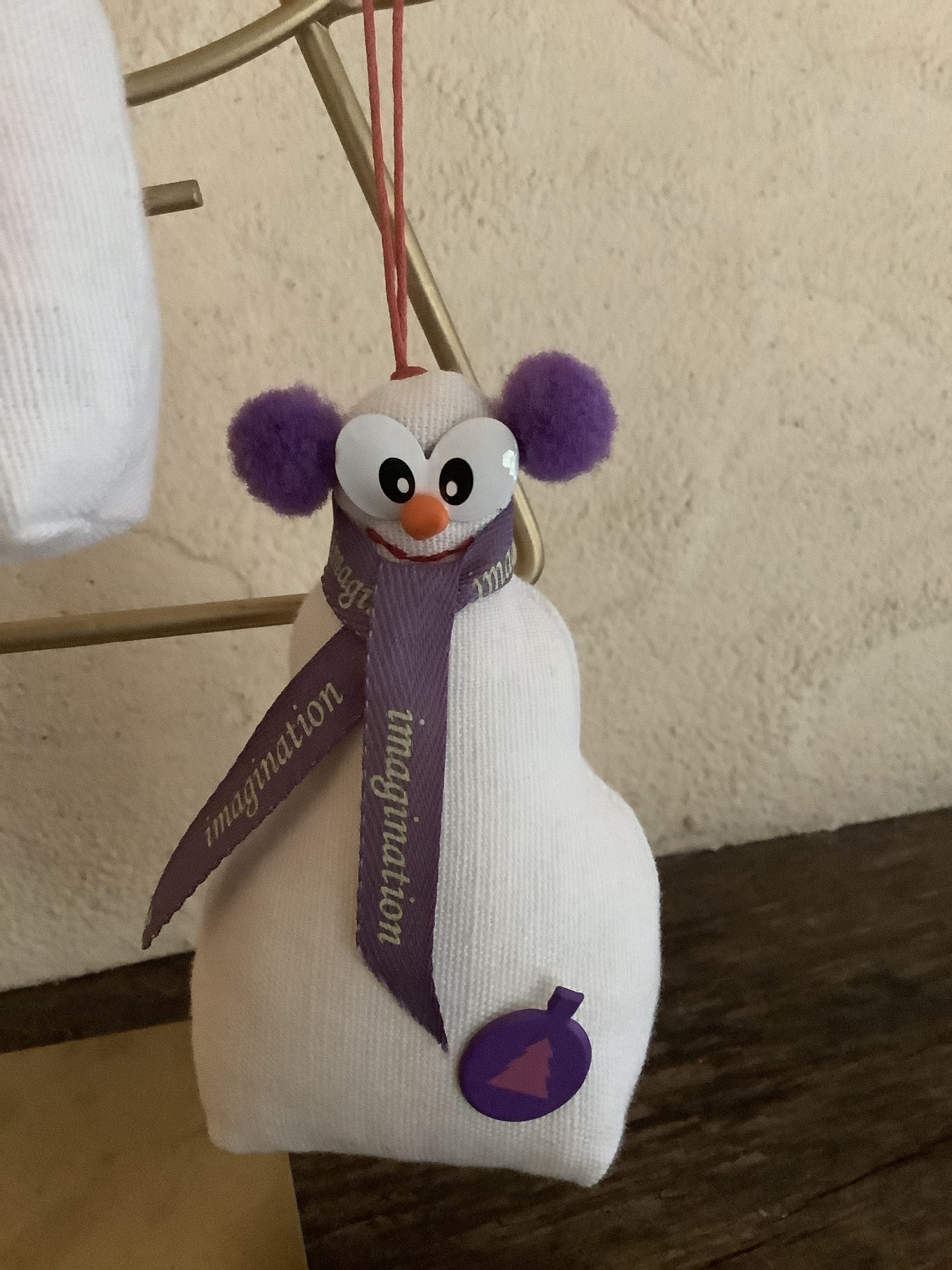 Petits bonhommes de neige à suspendre – Image 4